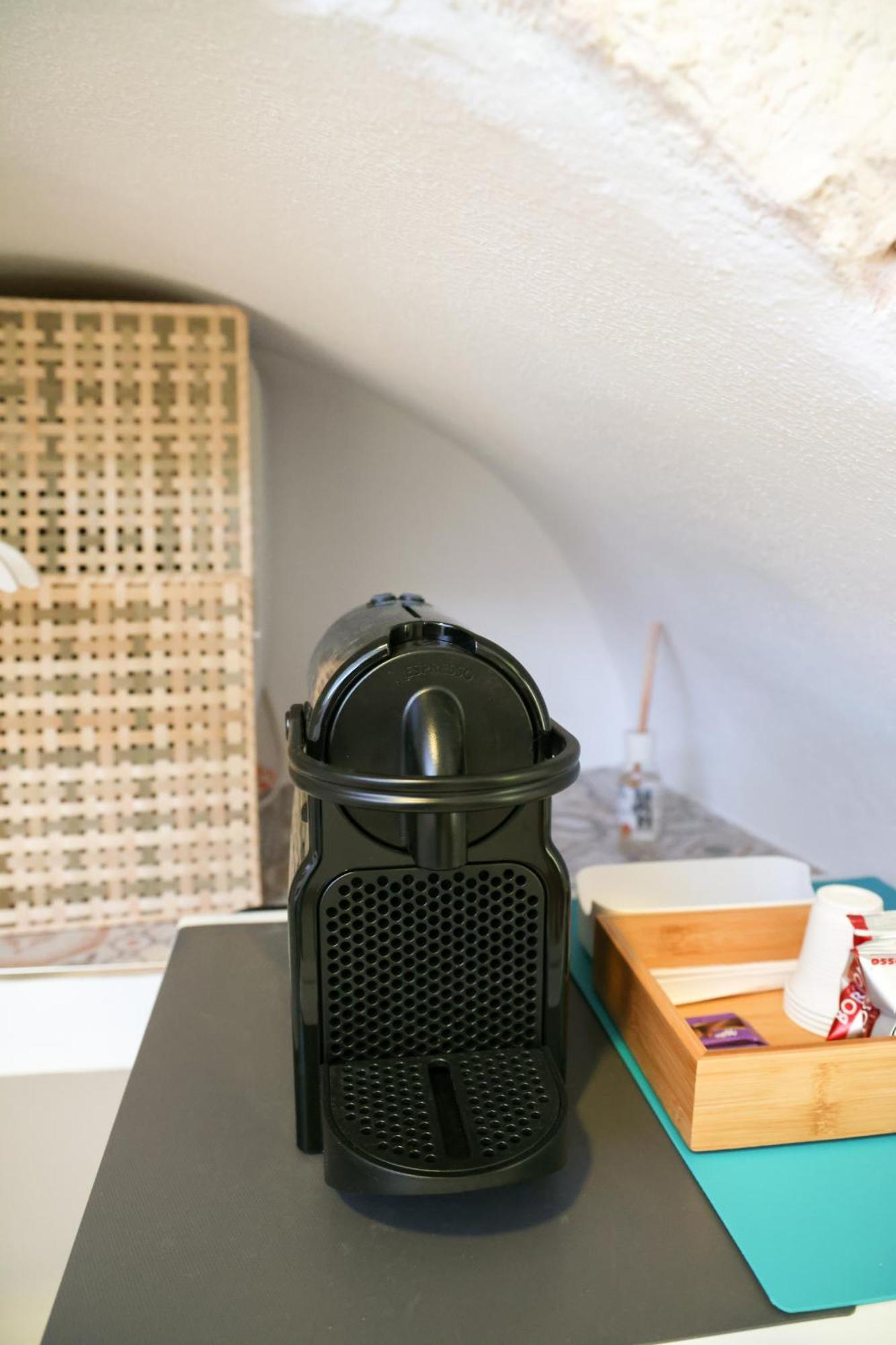 Room 20 - Piccola Camera In Pietra Bianca ジョヴィナッツォ エクステリア 写真